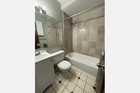 Chelsea Manor Image 6