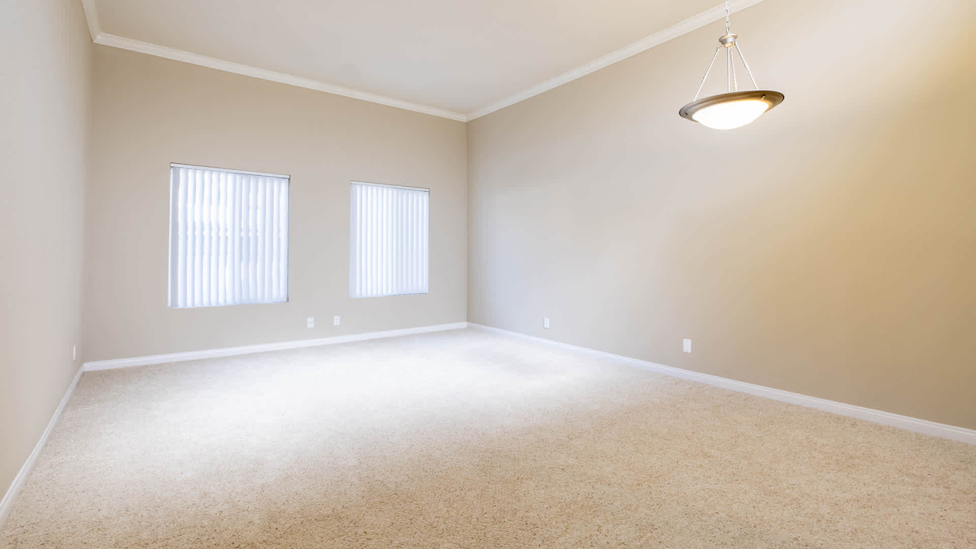 Vantage Hollywood Image 47