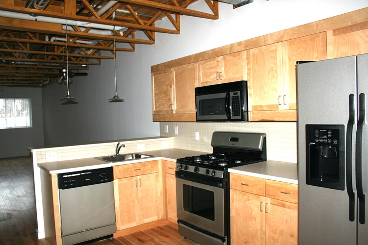 Amber Crossing Townhomes and Lofts Image 4