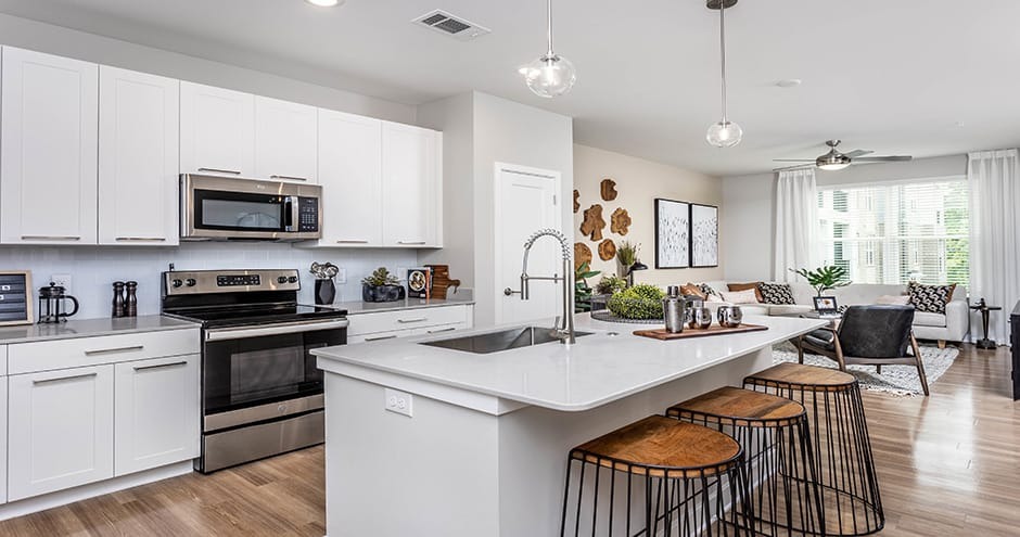 Aviation Crossing  Image 11