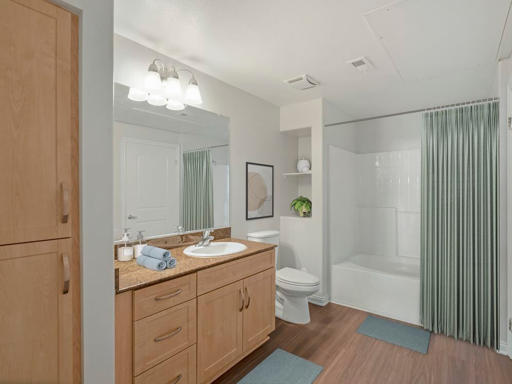 Phase I Classic Package II Bath