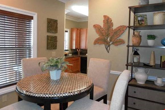 Arbors by the Bay Image 6