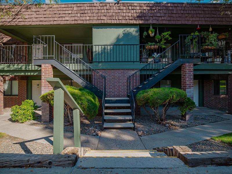 Meadowlark Apartments Image 2