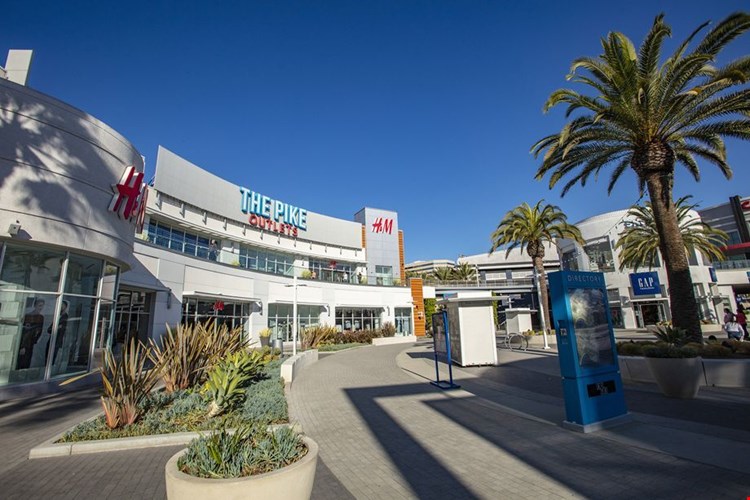 Camden Harbor View Image 53