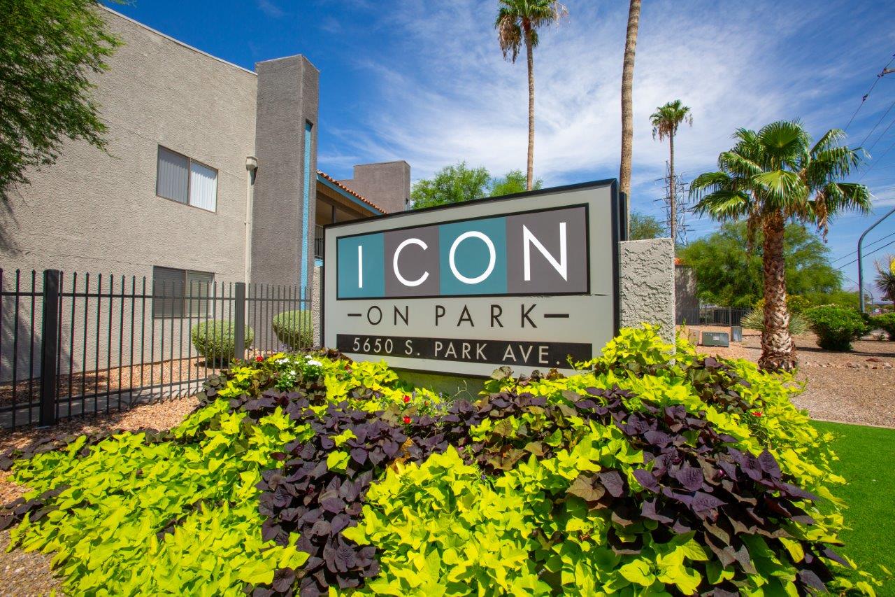 Icon on Park Image 32