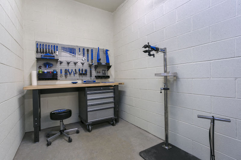 7/S Denver Haus Image 44