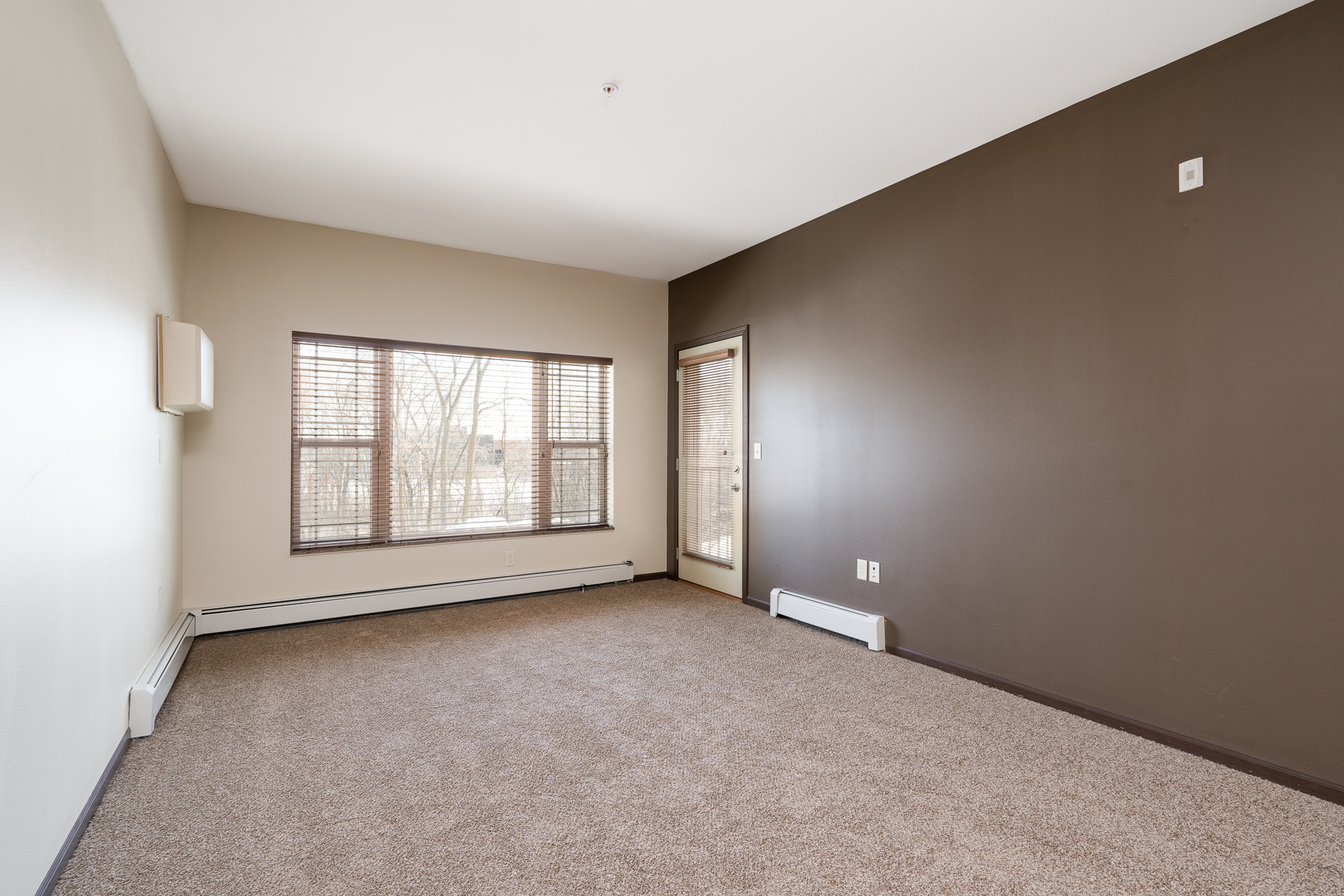 Arden Flats Image 13