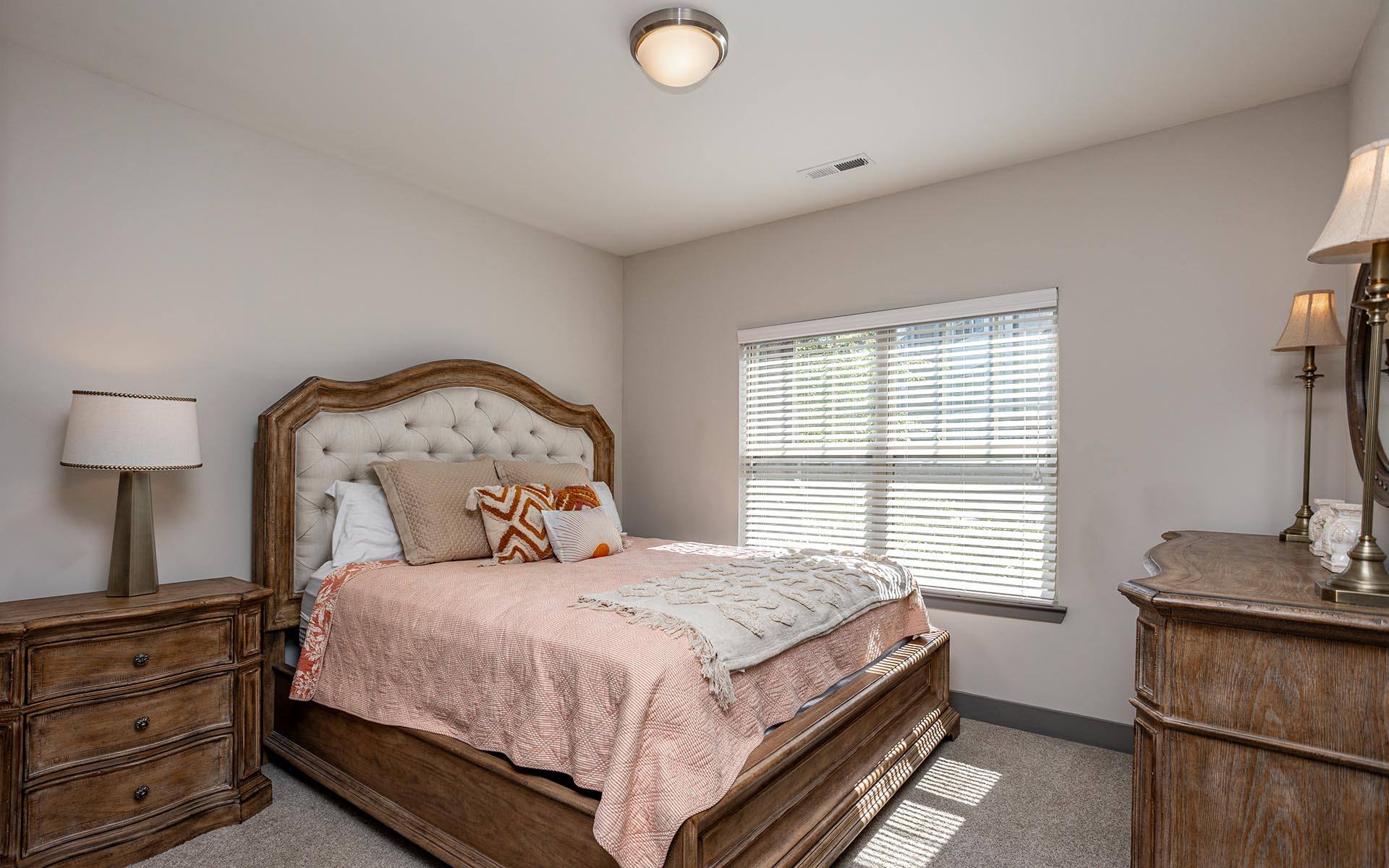 Vintage at Emory Road Apartments Image 9