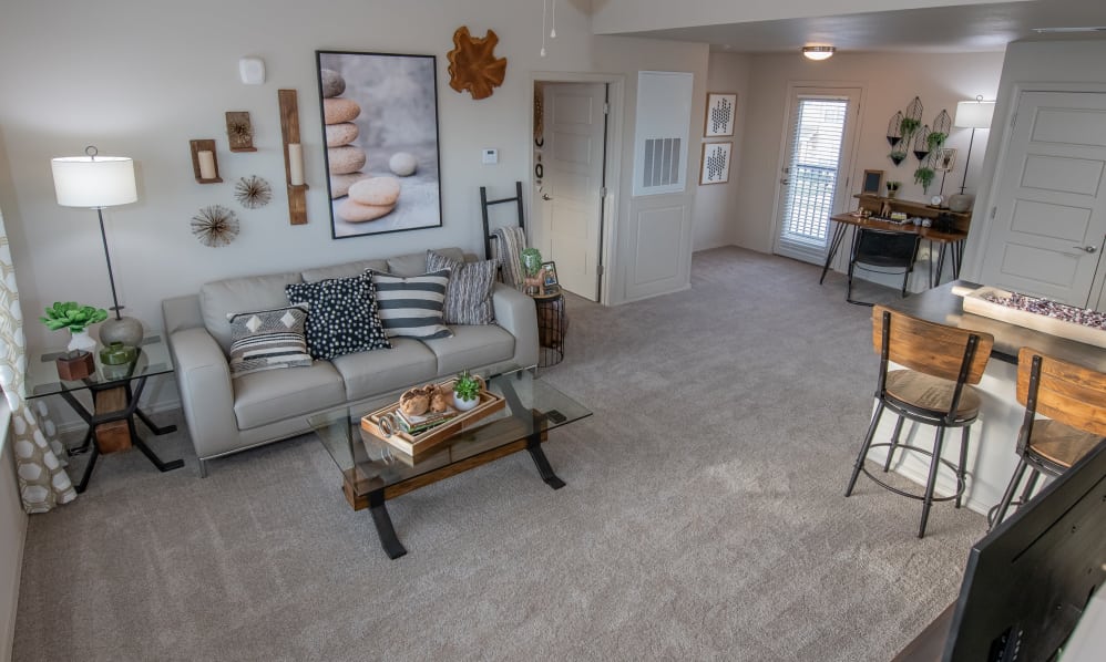 Stonehorse Crossing Image 13