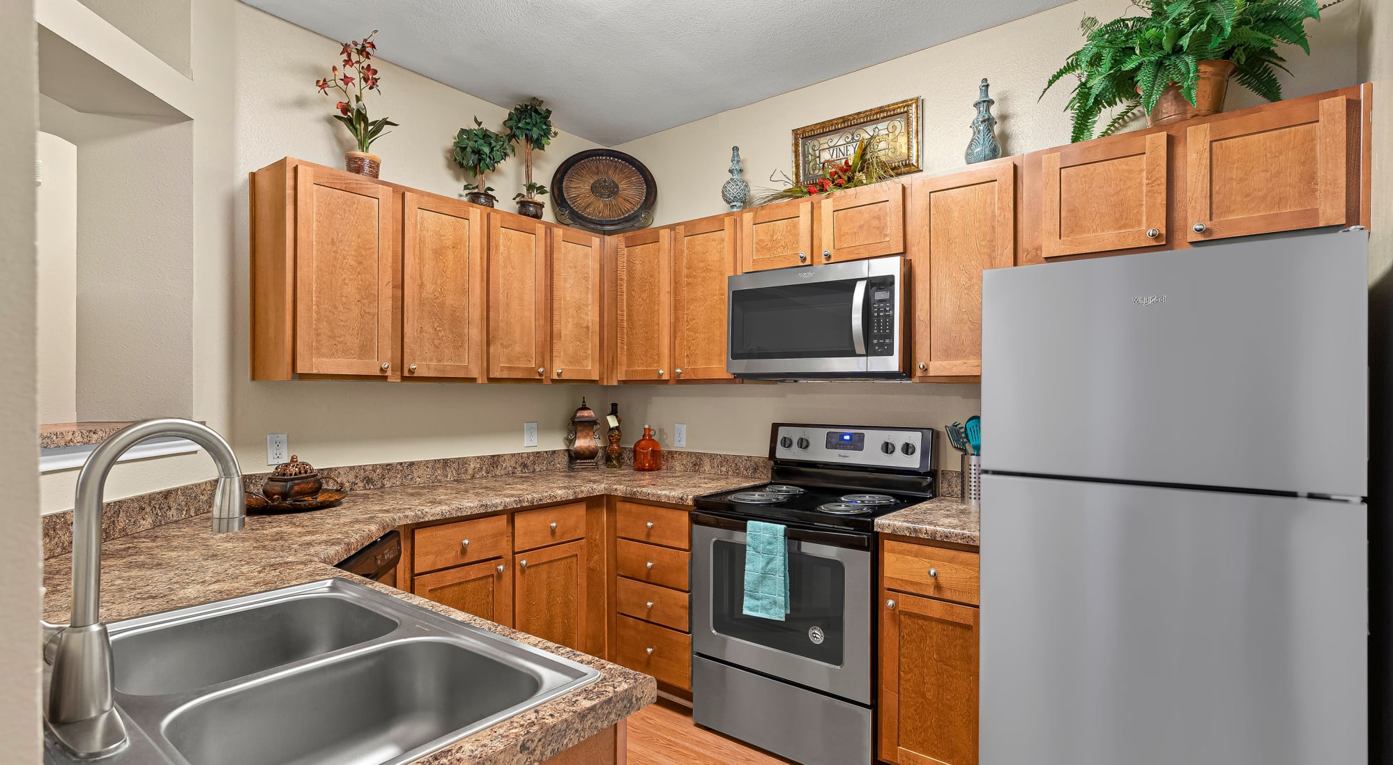 Villas At Medical Center Image 8