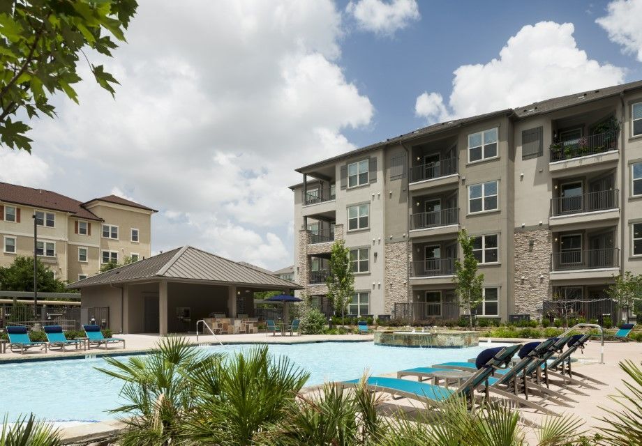 McDermott 55 Image 39