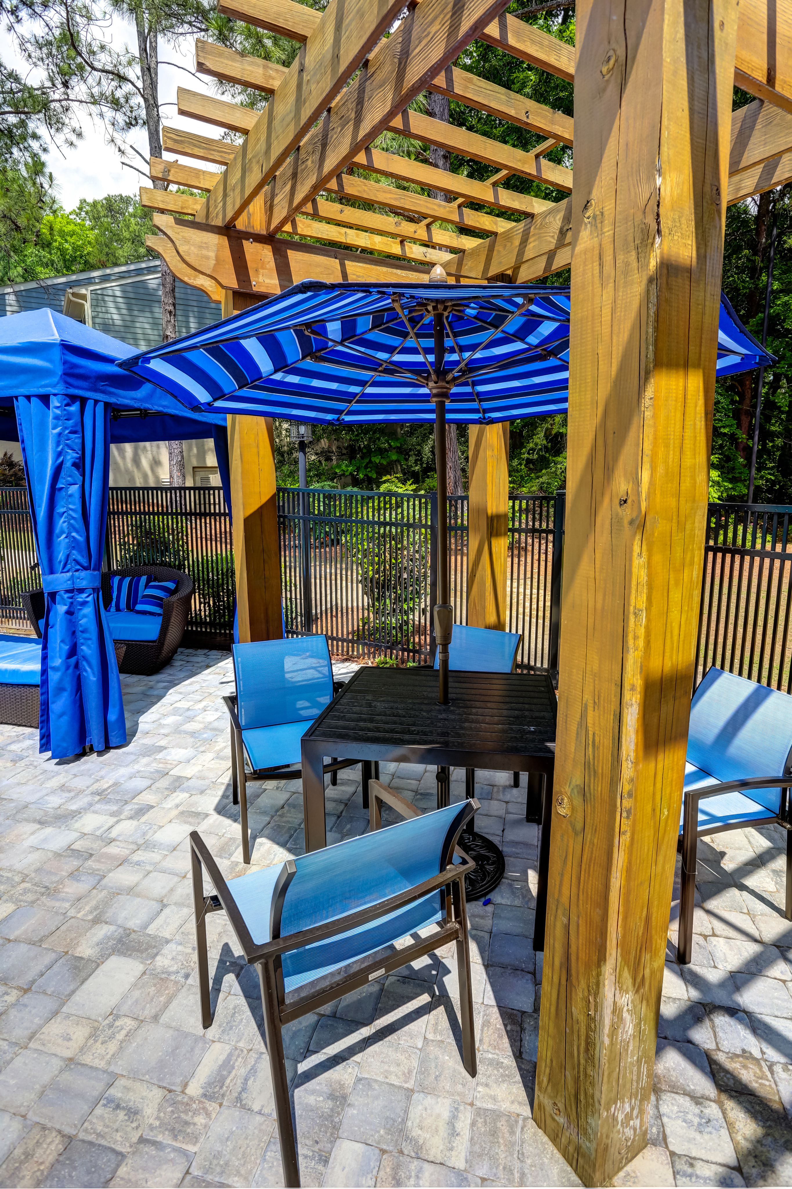 700 Riverchase Apartments Image 7