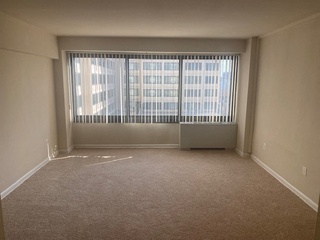 Silver Spring Towers Image 11