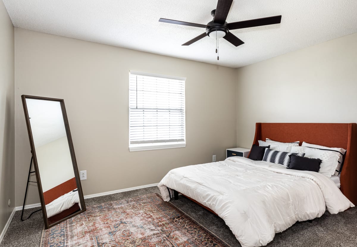 Latitude 72 Image 23