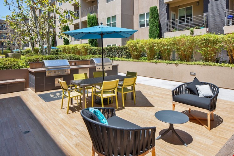 IMT Gallery 421 Image 40