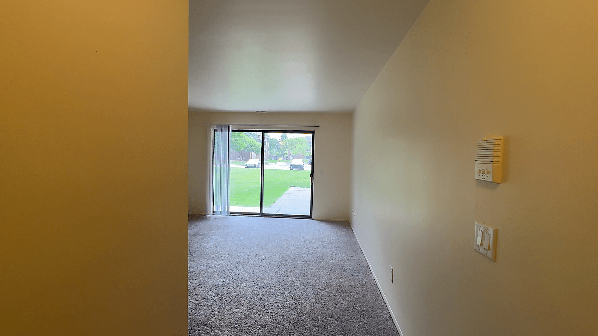 Lakeside Village Apartments Image 75