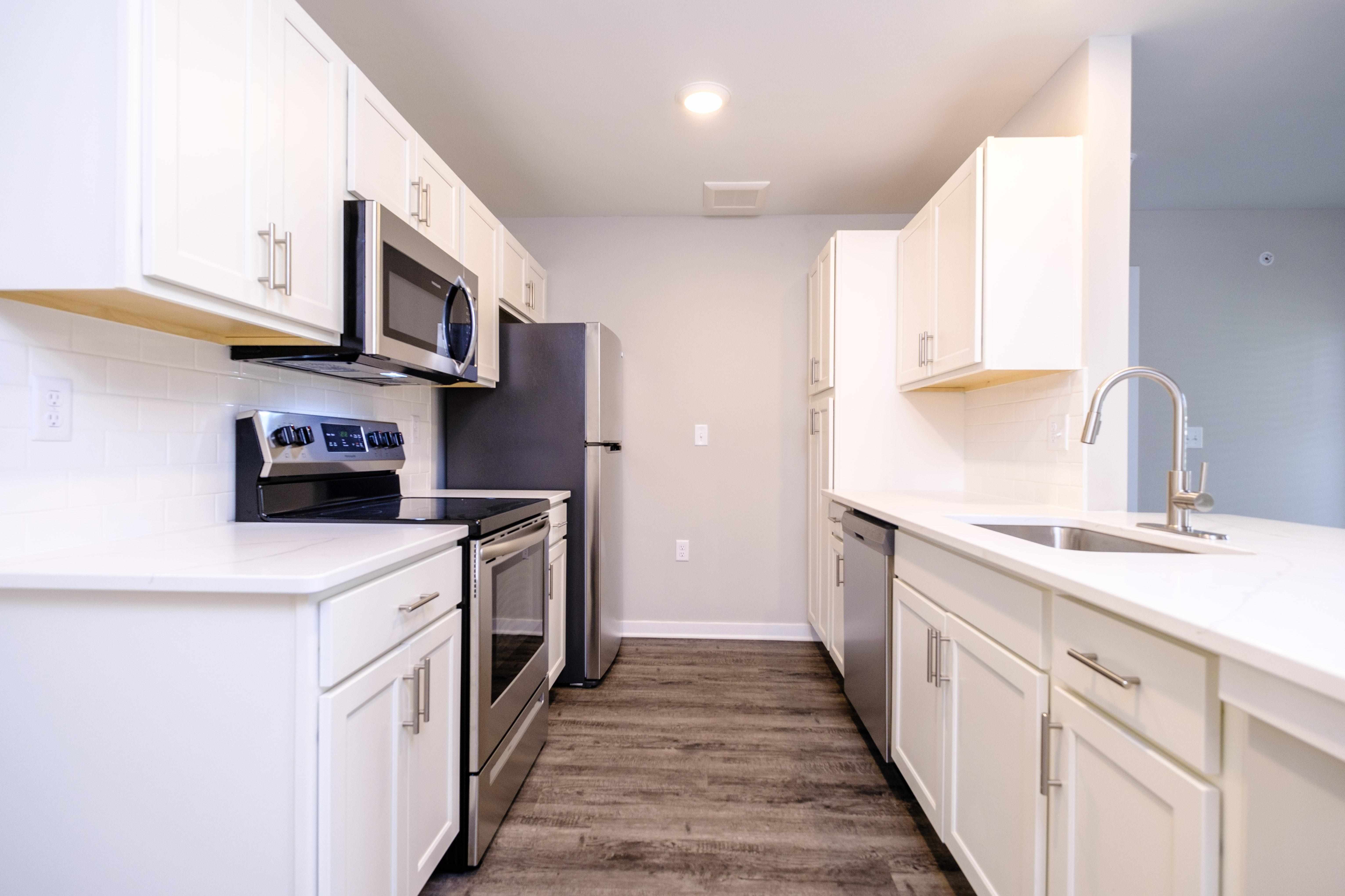 Saw Mill Village Apartments Image 13