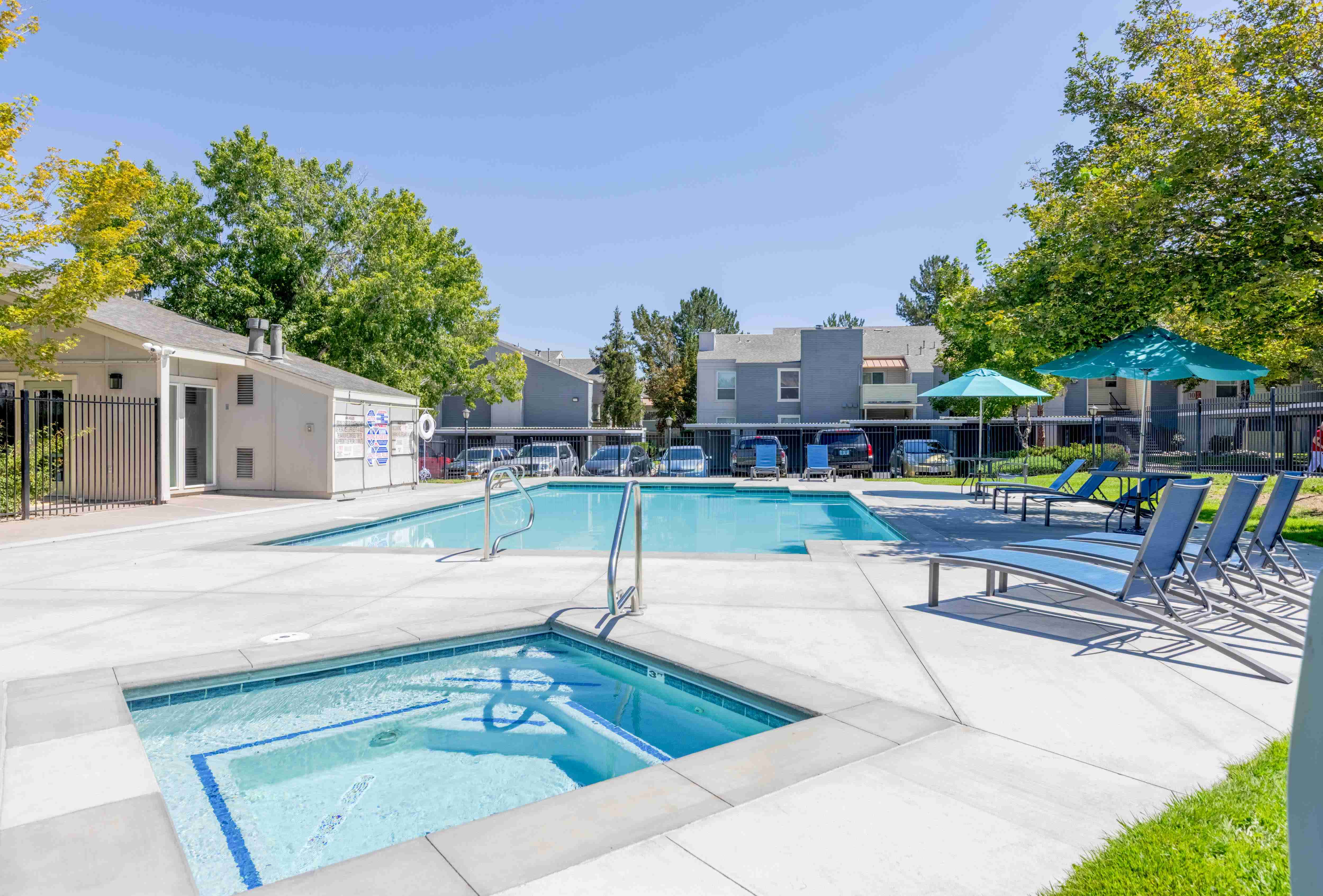 The Lodge at McCarran Ranch Apartment Homes Image 17