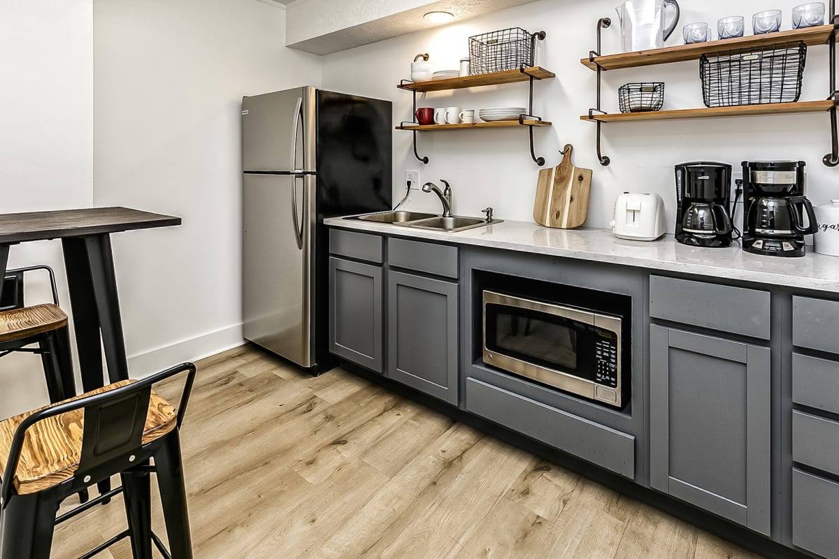 Old Mill Apartments Image 6