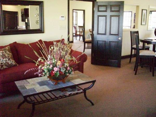 The Manhattan Apartment Homes Image 4