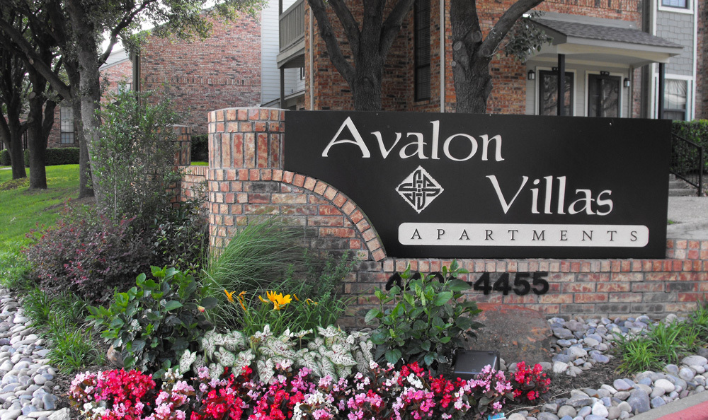 Avalon Villas Image 1