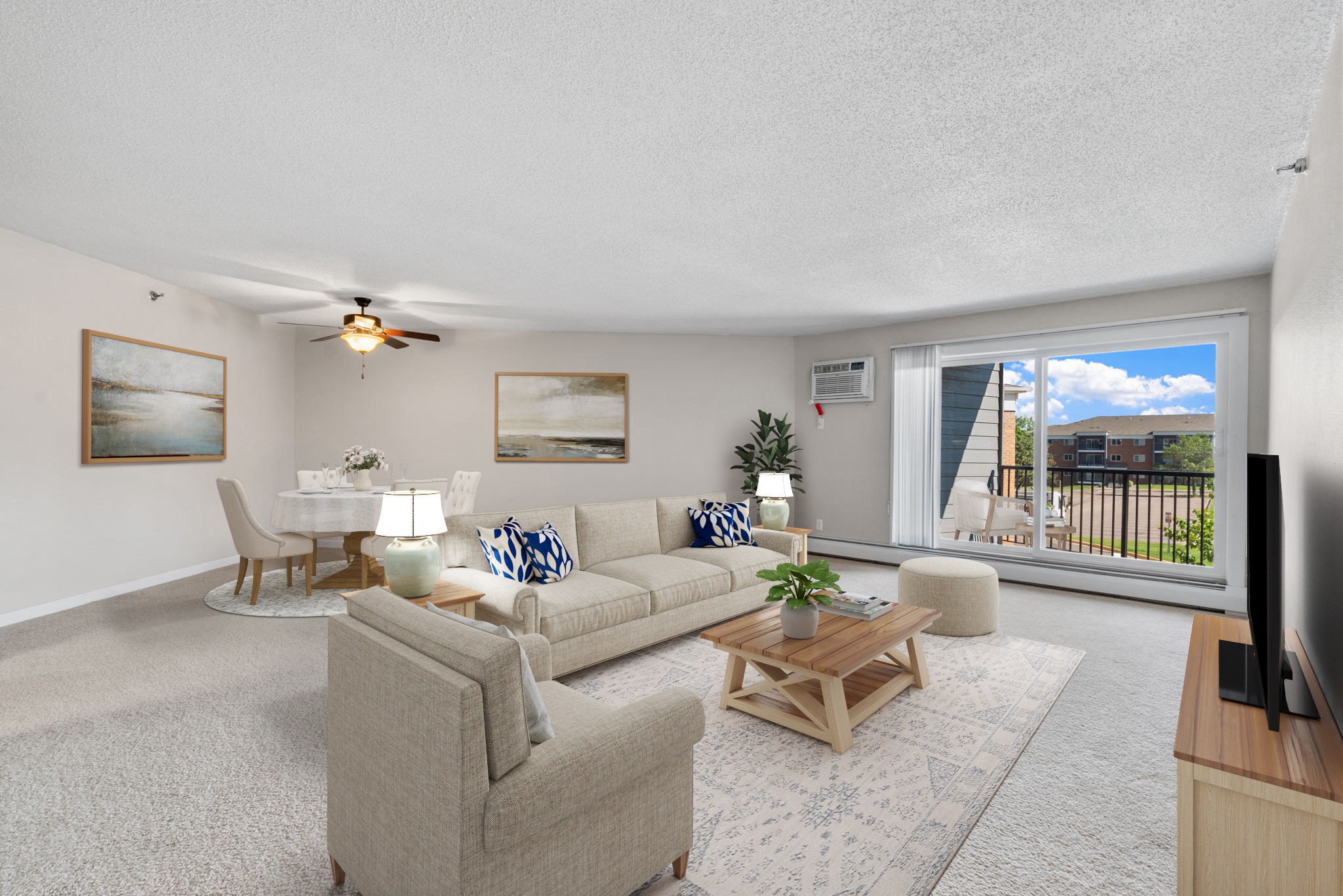 Cedars Lakeside Image 4