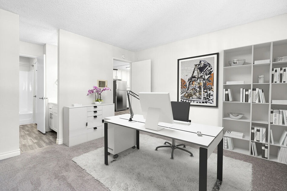 Hills at Fashion Valley Image 3