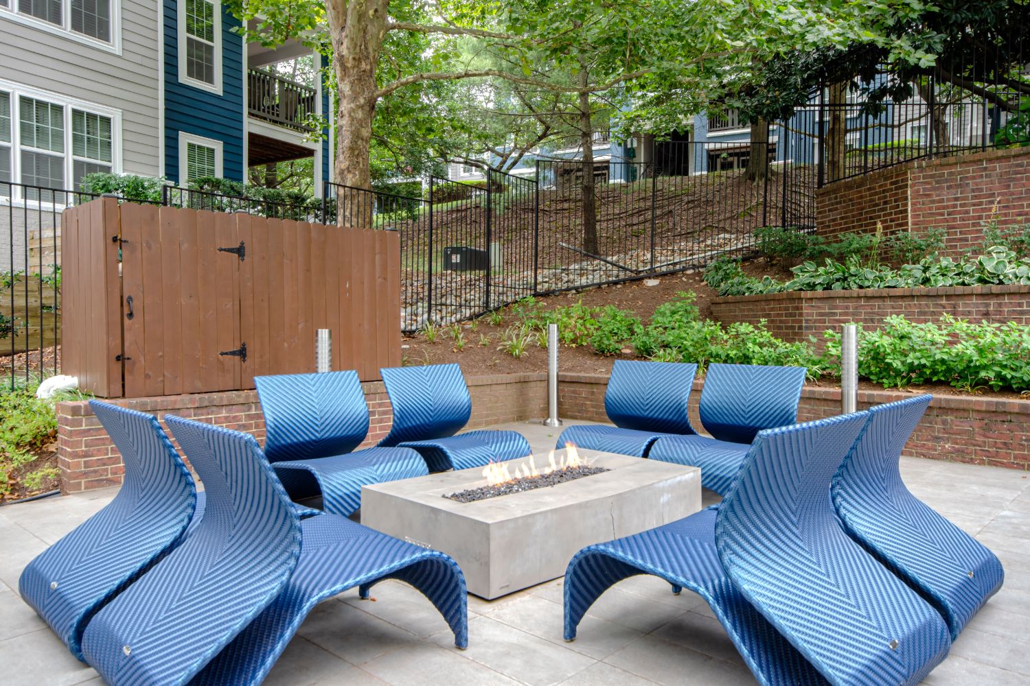 Lakeside Apartments Image 7