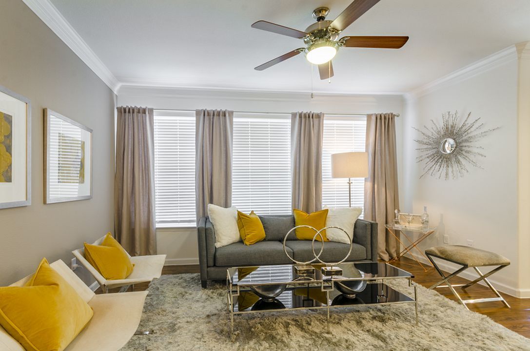 Berkshire Lakeway  Image 5