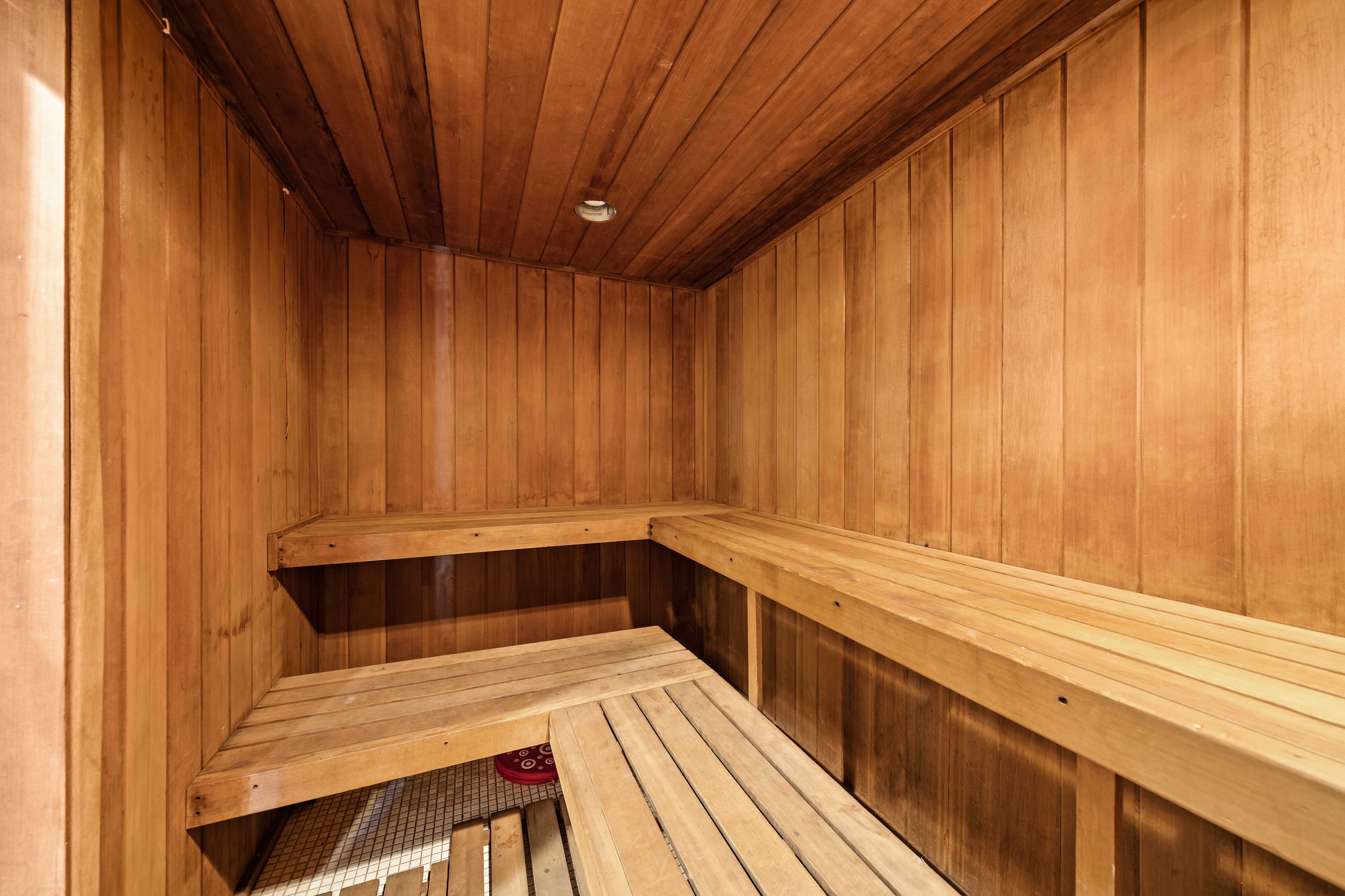 Dry Sauna Room at Knottingham Apartments in Clinton Township