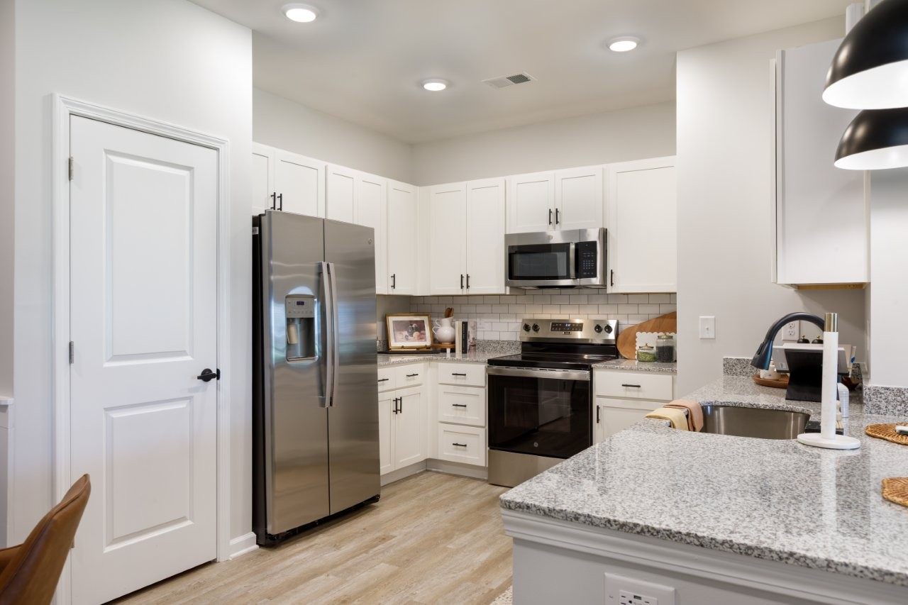 The Carolinian Apartments Image 22