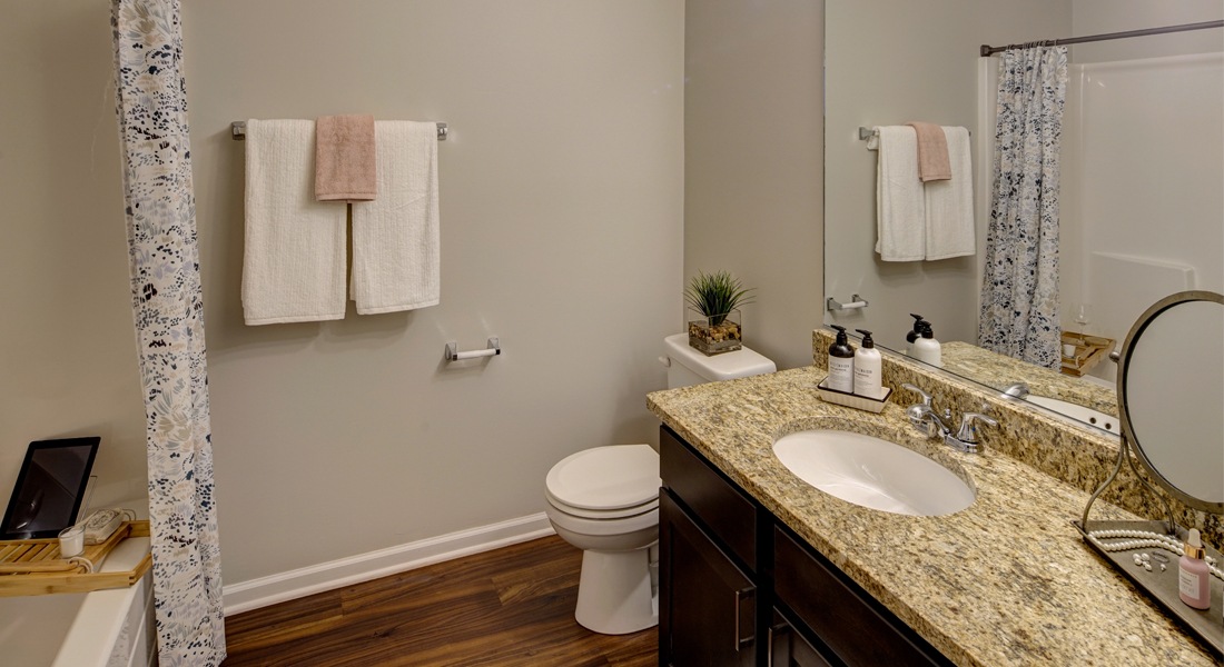 Algonquin Square Apartment Homes Image 9