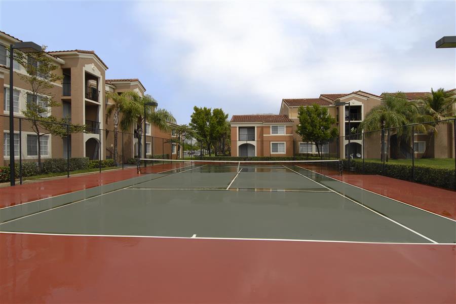 Miramar Lakes Apartments Image 8