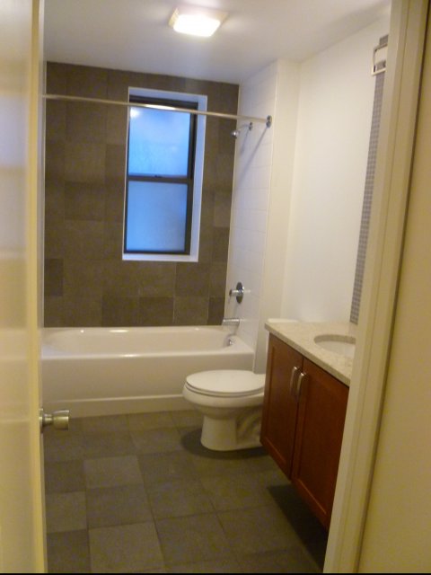 5234-5244 S Ingleside Avenue Image 7