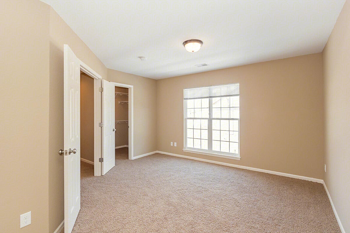 Parkway Oaks Townhomes and Duplexes Image 18