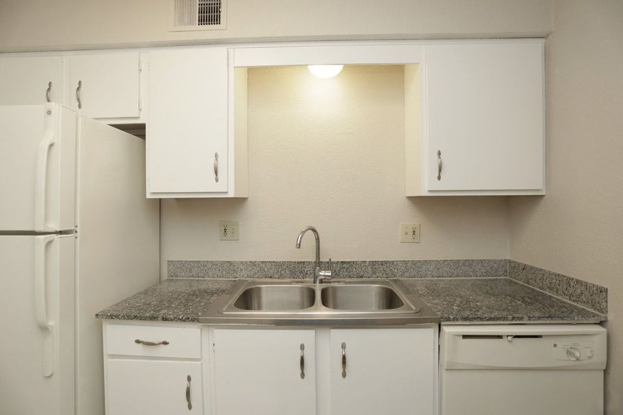 Clear View Apartments Image 11