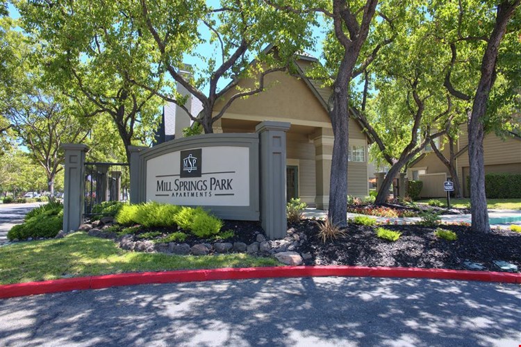 Mill Springs Park Apartment Homes Image 19