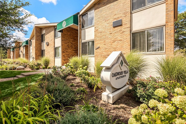 Oakwood Villa Apartments Image 3