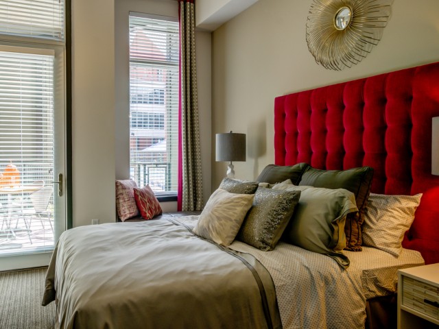 Flats at Taylor Place Image 12