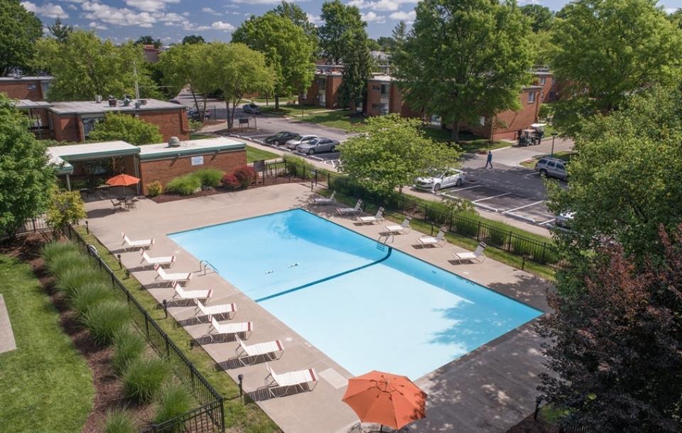 Courtyard Apartments Image 7