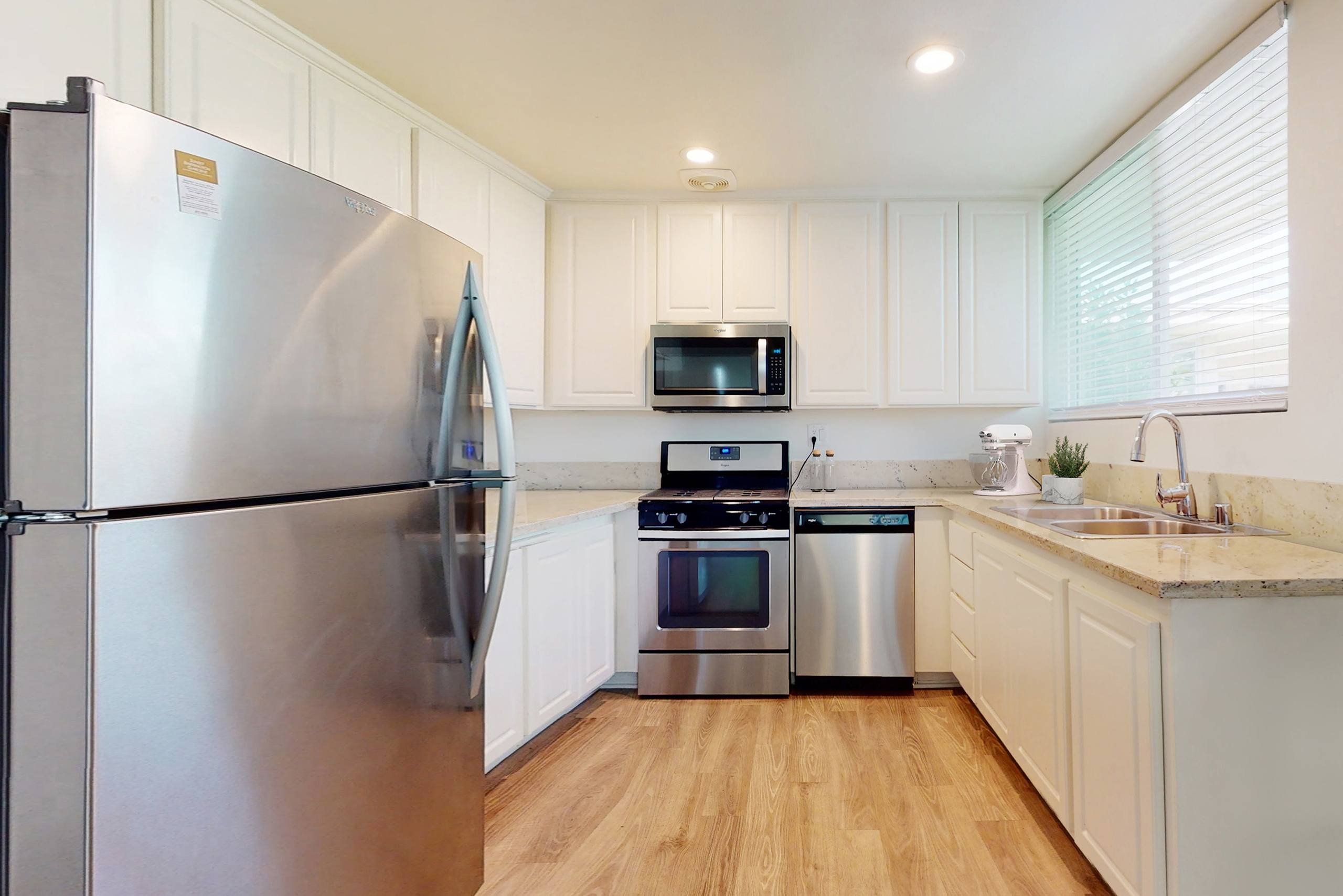 Sunset Barrington Gardens Image 9