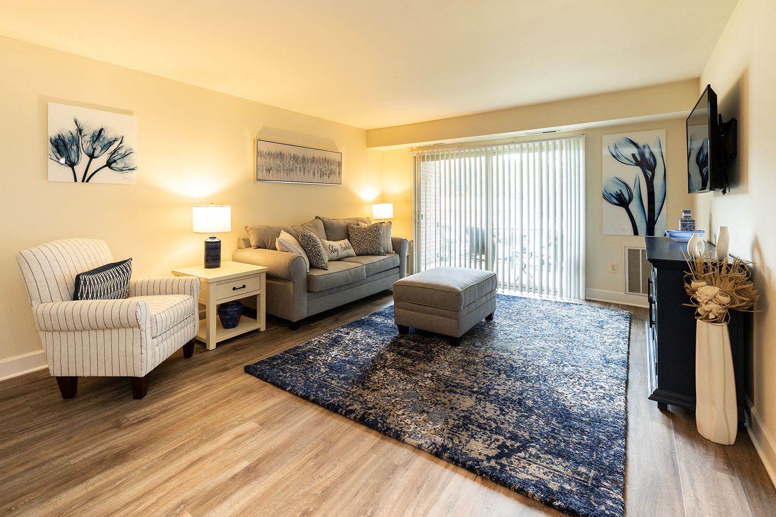 Woodridge Apartments Image 1