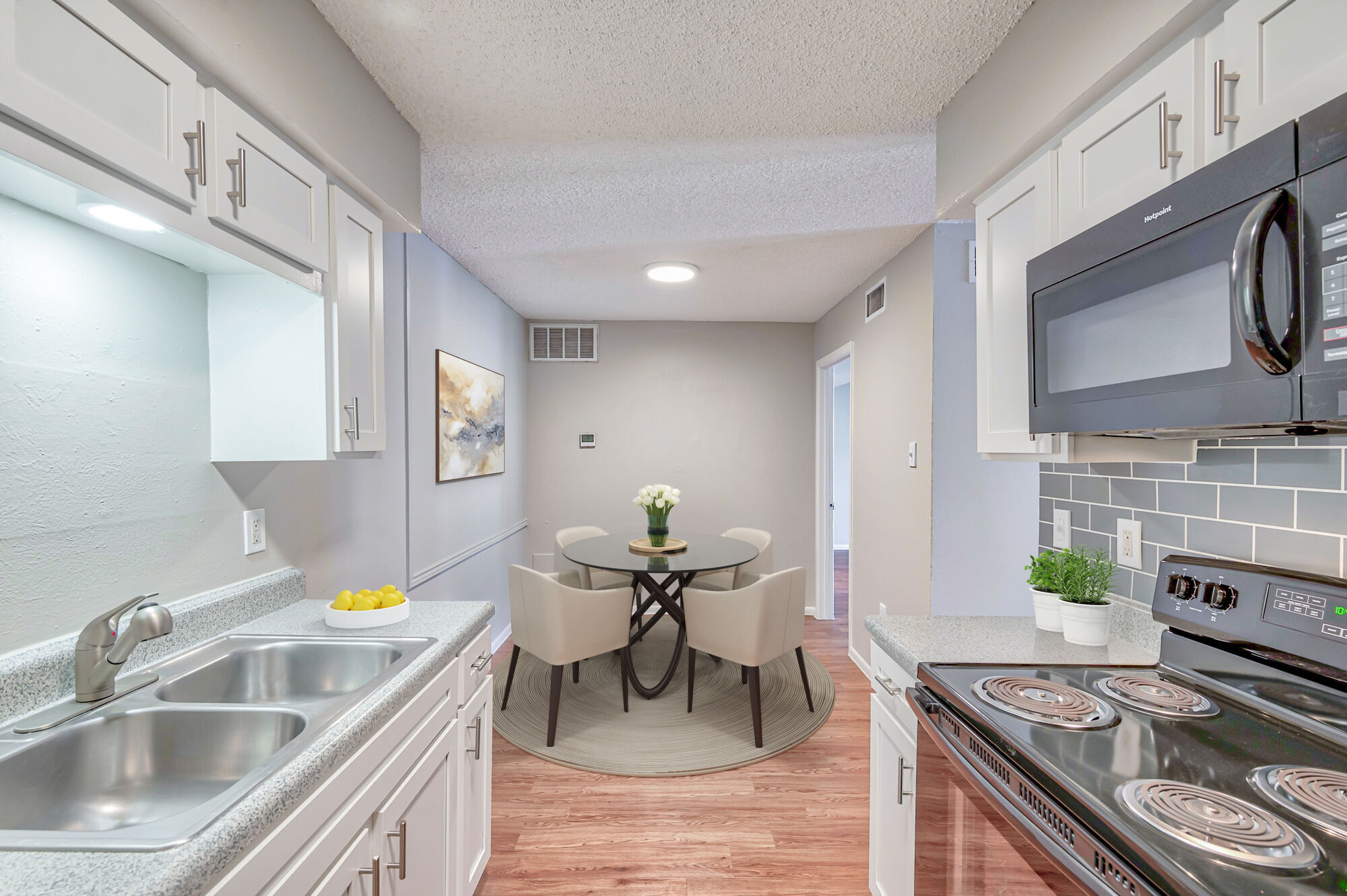 South Shore Coastal Living Image 12