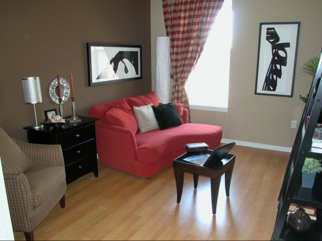 Clean and Modern Feel, Bold Design Welcome