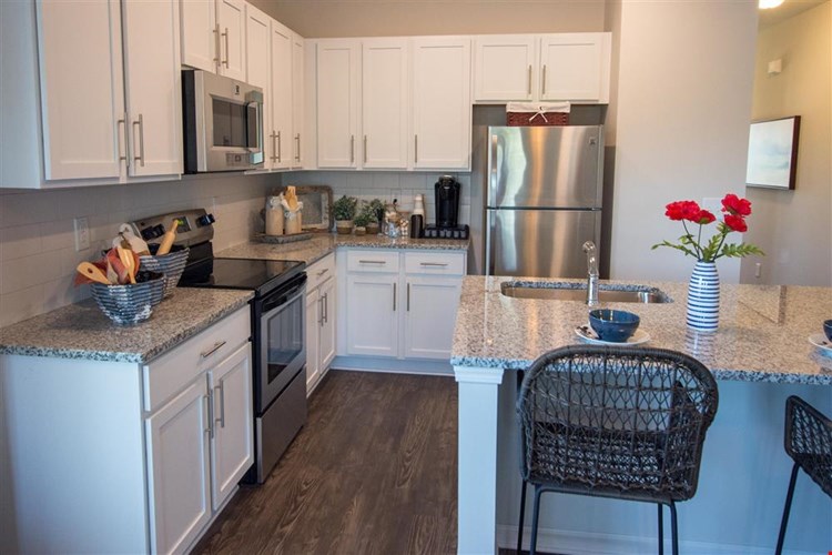 Cottages at Ridge Pointe Image 11