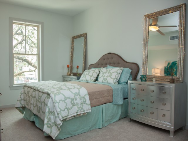 Stunning Mid-Rise Bedrooms