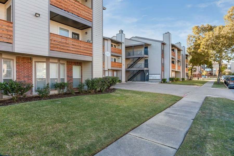 Moser Gardens Image 4