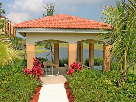 Golf View Gardens Image 15