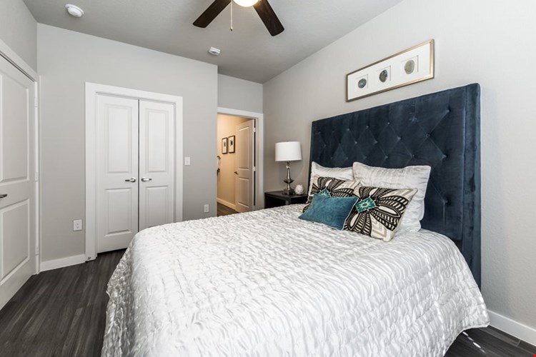 Urban North Apartments Image 10