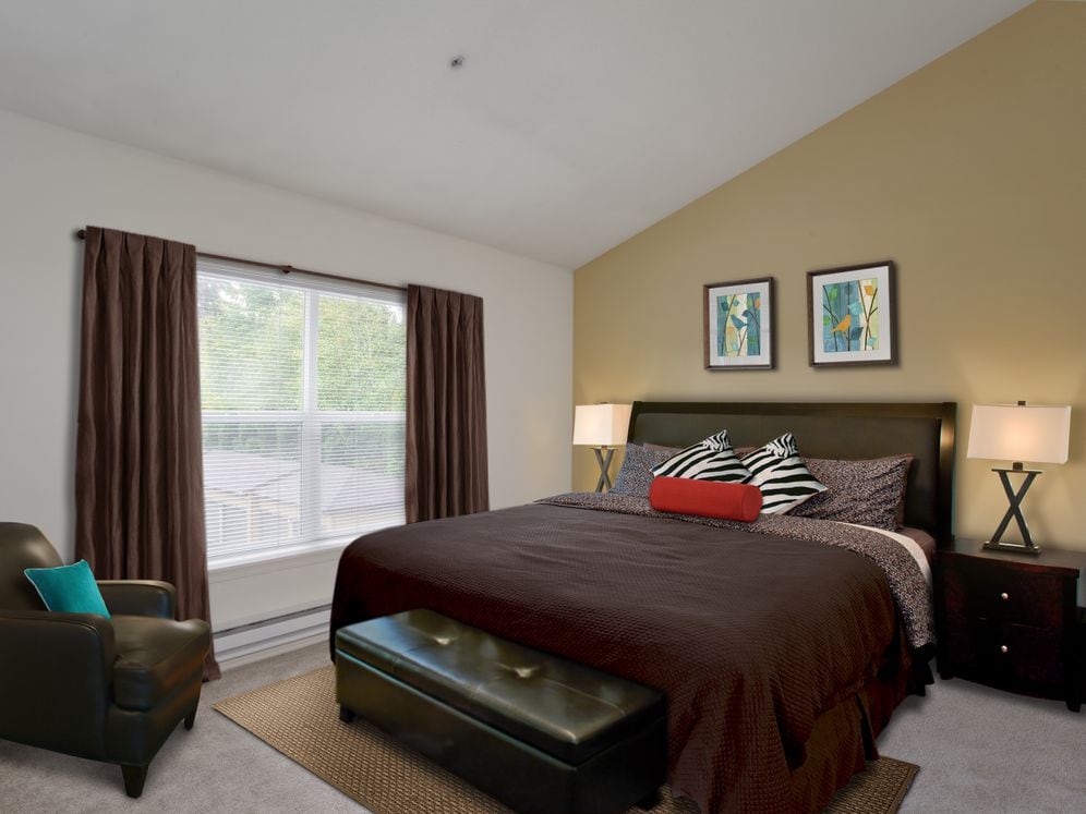 Classic Package I bedroom with carpet